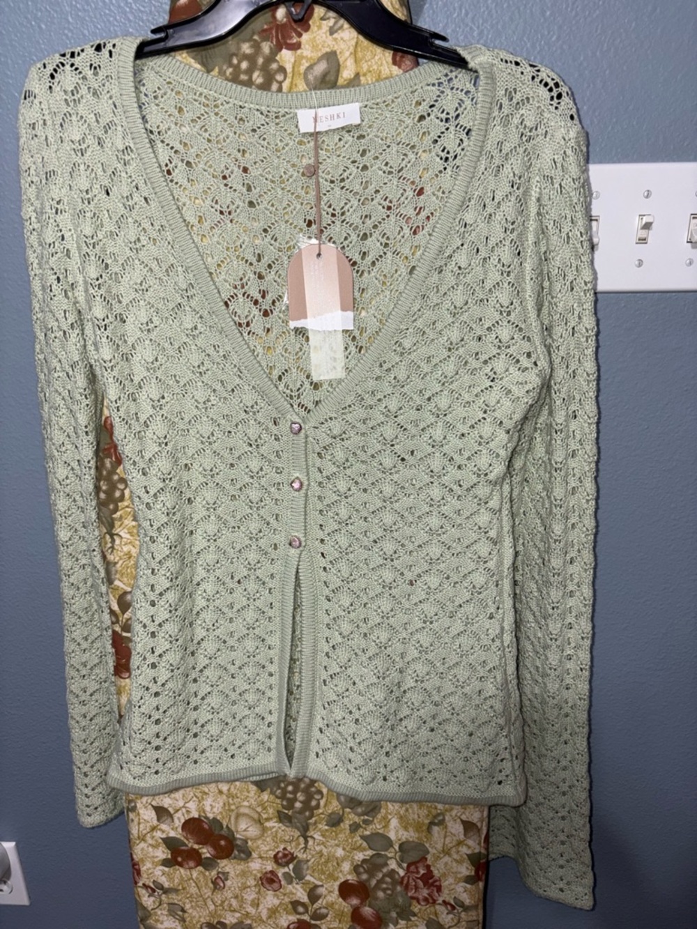 Meshki ‘Murphy’ Long Sleeve Knit Shell Button Cardigan Size Medium NWT